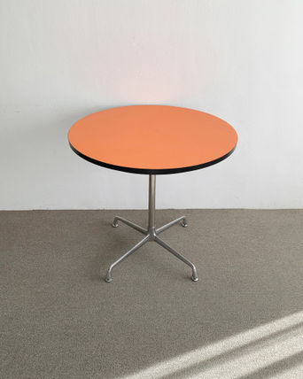 ミッドセンチュリー円形テーブル2色